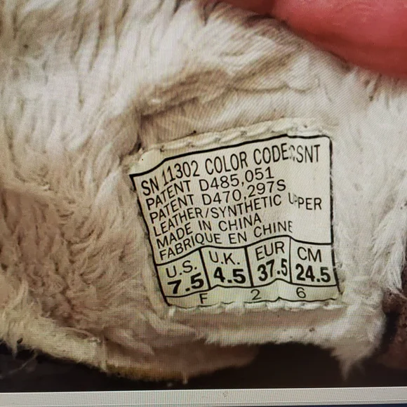 SKECHERS PREMIUM 11302 WOMEN'S SLED DOG MULE FUR LINED SIZE 7.5 - Picture 7 of 8